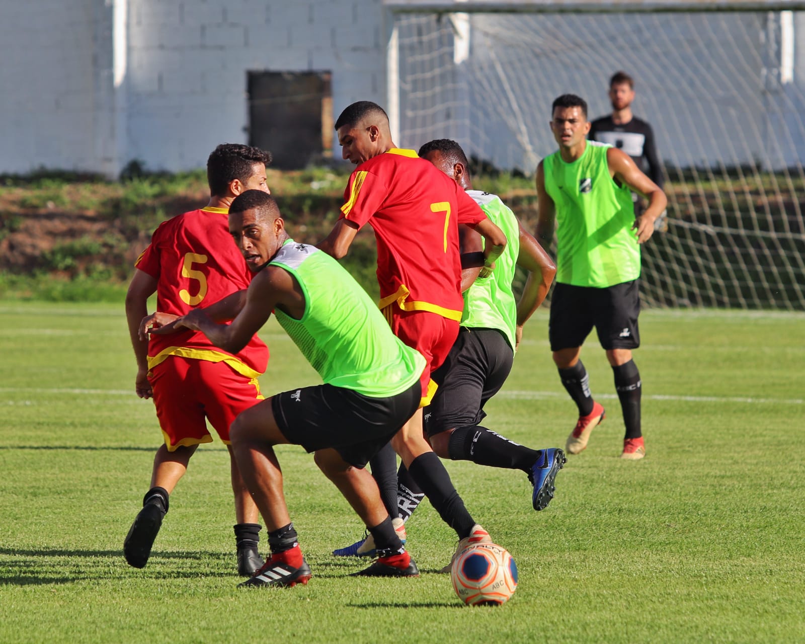 Mais Querido vence primeiro teste preparatório ABC FC