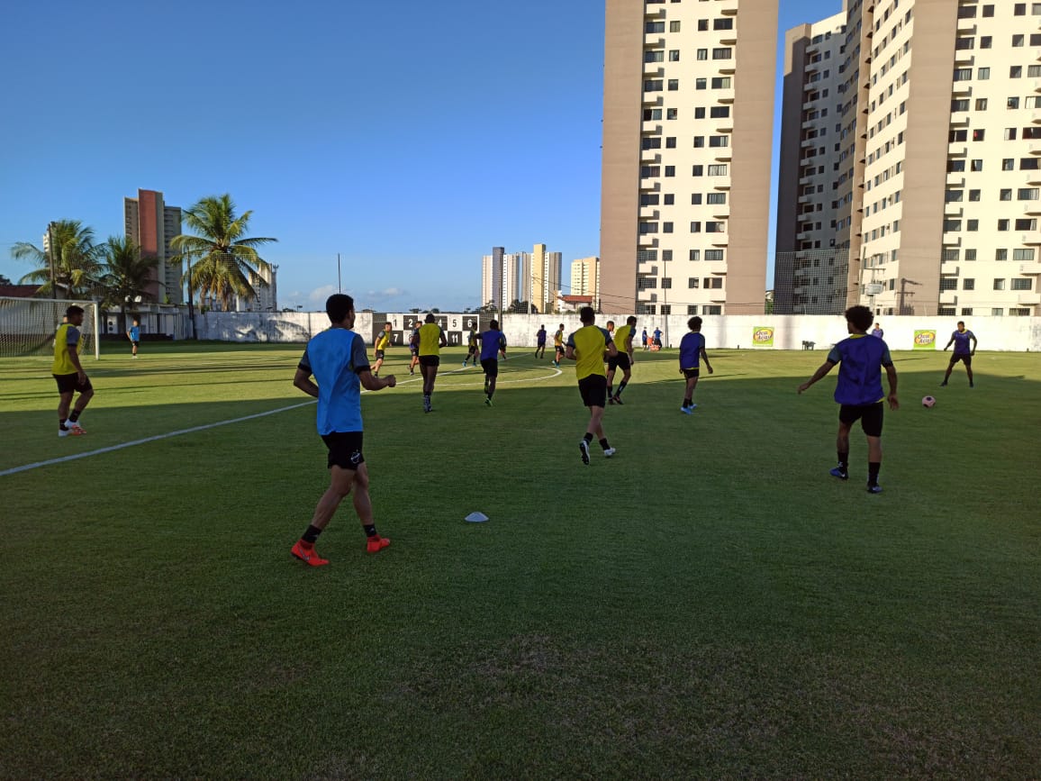 Grupo volta aos treinos no CT trabalho físico técnico ABC FC